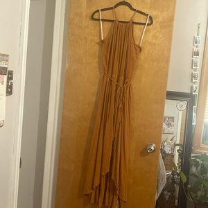 City chic dress with tie belt and neck